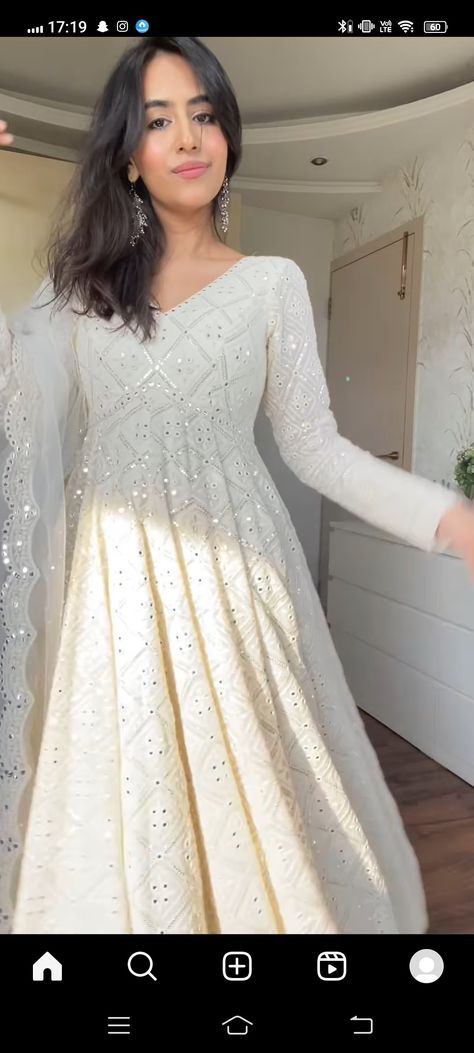 One Piece Traditional Gown Indian, Normal Dress Simple Casual Outfits, White Anarkali Dress Simple, Wedding Dress For Women Indian, Reception Dress Ideas Indian, Desi Look Outfits, White Dress Outfit Indian, Indian Gowns Dresses Simple, Indian Dresses Traditional Anarkali