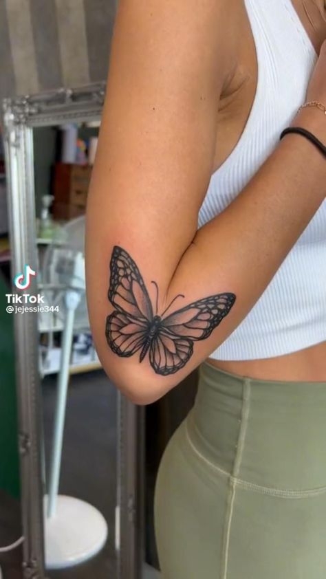 Butterfly Tattoo Elbow, Wild Animal Tattoos, Tattoo Elbow, Butterfly Tattoos On Arm, Elbow Tattoo, Butterfly Tattoos For Women, Forarm Tattoos, Muster Tattoos, Tattoo Butterfly