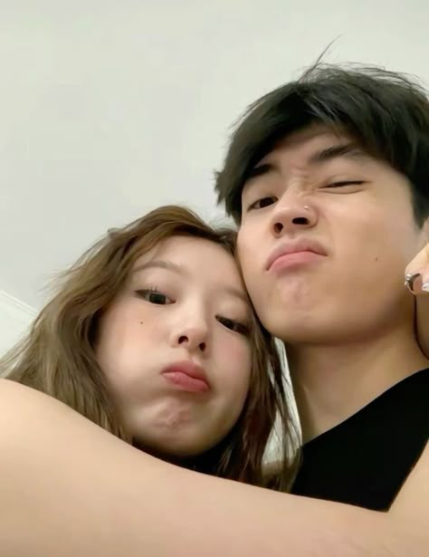 Photobooth Pictures, Could Be Us, Couple Pp, Ulzzang Couple, Me And Him, Korean Couple, Boyfriend Goals, Cute Couple Selfies, Couples Poses For Pictures