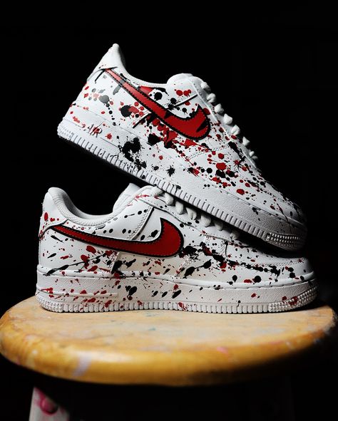 When things get messy. Paint splatter custom AF1’s. 🎨💦. . . . . . #customshoes #customsneakers #cuatomairforceones #customairforce1 #painting #artist #satisfying #diy #paint #red #sneakerhead #sneakeraddict #sneakergallery #weddingsneakers #weddinginspiration #weddingideas #bridalstyle #2025bride #2024bride #splatter #bridalfashion #shesaidyes💍 #shoeart #sneakerartist Red And Black Nike Shoes, Sneakers Painting Ideas, Sneakers Painting, Sneakers For Bride, Wedding Sneakers For Bride, Custom Painted Shoes, Custom Af1, Painted Sneakers, Wedding Sneakers