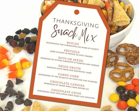 Thanksgiving Employee Appreciation, Fall Goodie Bags For Adults, Christmas Cards For Teachers, Thanksgiving Goodie Bag, Thanksgiving Mason Jar, Thanksgiving Poems, Thanksgiving Snacks, Snack Treat, Christmas Blessings