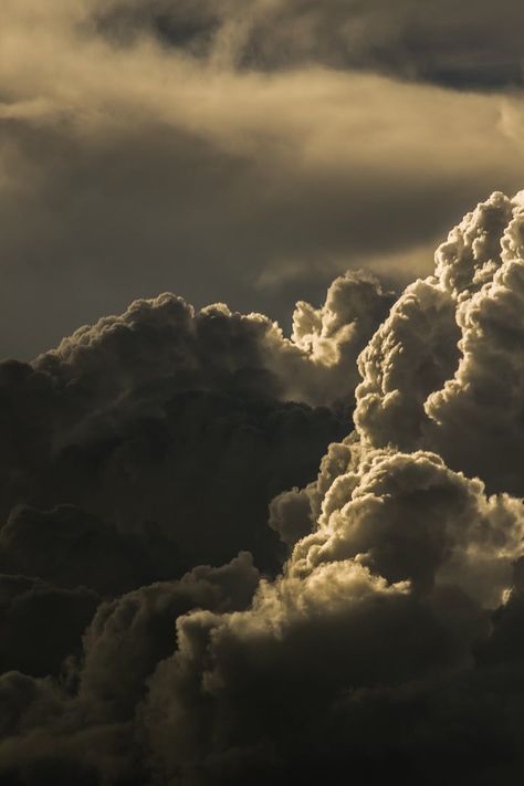 Grey Wallpaper 4k, Dark Academia Aesthetic Wallpaper, Dark Academia Wallpaper, Books Lover, Cloud Illustration, Sky Images, Cloud Photos, Between Two Worlds, Cloud Wallpaper