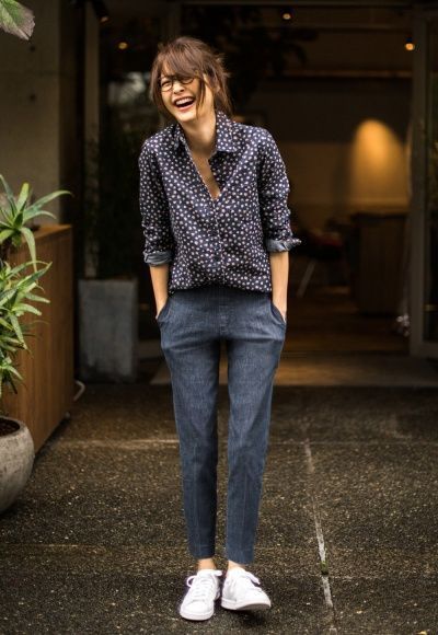 Uniqlo Style, Minimalist Moda, Quoi Porter, Looks Street Style, Casual Work Outfits, Tomboy Fashion, Womens Fashion For Work, Work Outfits Women, Chris Brown