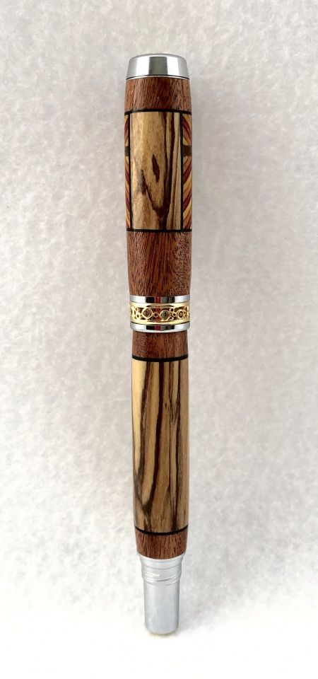 Lathe Woodworking Projects, Wooden Pens Handmade, Wood Turning Pens, Wooden Pens, Pen Ideas, Pen Making, Handcrafted Pens, Auction Projects, Quilling 3d