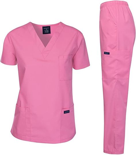 Nursing Scrubs Outfits, Nurse Outfit Scrubs, Scrubs Fashion, Medical Scrubs Fashion, Scrub Suit, Medical Scrubs Outfit, Scrubs Medical, Scrub Style, Cute Scrubs