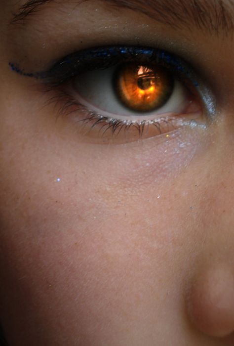 Inspiration for a new short story...    Orange eyes by clarksie112.deviantart.com Short Story Challenge, Eyes Study, Nesta Cassian, Orange Lantern, Story Challenge, Orange Eyes, Short Term Memory, Golden Red, Red Eye