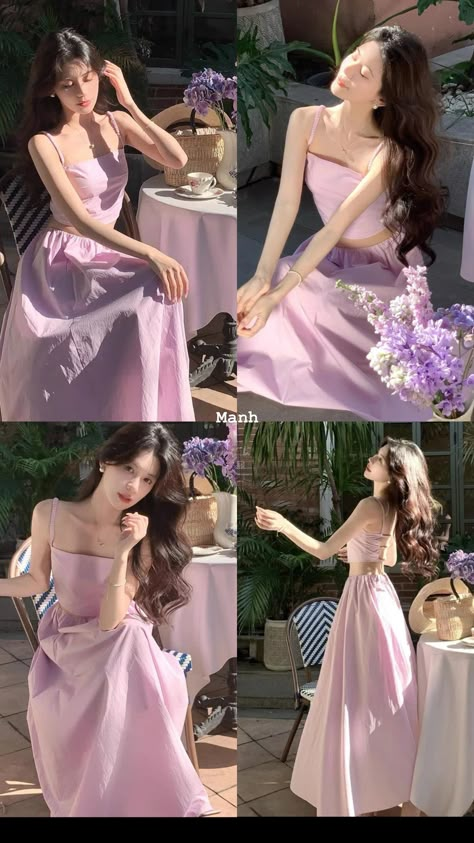 How To Pose When Wearing A Dress, Photo Pose With Dress, Posing In Long Dress, Coquette Poses Ideas, Cute Girly Pose, Aesthetic Gown, Gaun Dress, Pose Model, Color Combos Outfit