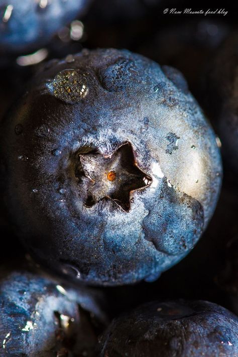 Nature Photography Macro, Macro Fruit Photography, Blueberry Photo, Blueberries Aesthetic, Textured Photography, Macro Photography Water, Blueberry Photography, Macro Photography Ideas, Food Photography Fruit