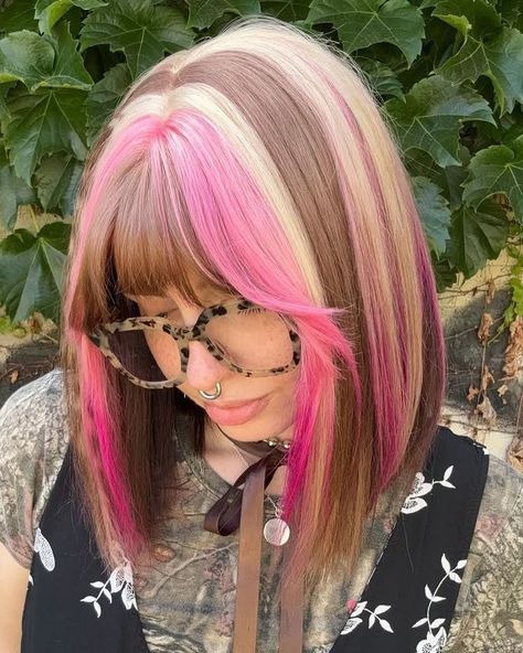 WALTER • MPLS & CHICAGO HAIR | color so sweet 🍩 #matrixpartner Peep how I colored this wig using @matrix So Color Sync ( 6WN, 8M, 11N) & So Color Cult (Bubblegum Pink… | Instagram Exotic Hair, Pink Ombre Hair, Cute Hair Colors, Dyed Hair Inspiration, Pretty Hair Color, Hair Color Pink, Dye My Hair, Hair Dye Colors, Hair Inspiration Color