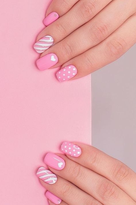 Summer Nails 2023 Color Trends | Summer Nails Short Nails Mexican, Nails Hearts, Nails Latina, Latina Nails, Nails Beach, Pink Summer Nails, Neon Summer, Nails Heart, Summer Gel Nails