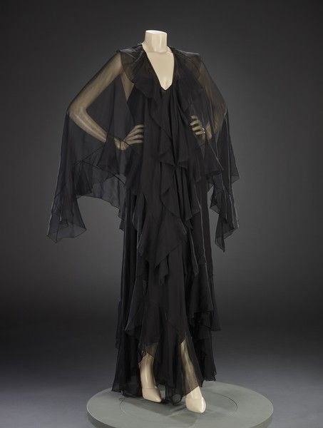 Evening ensemble, silk, Halston designer, American, ca. 1980 1970s Evening Gowns, Halston Designer, Strega Fashion, Black Chiffon Dress, History Of Art, Stage Costume, Dress Wrap, 1980s Fashion, Silk Organza