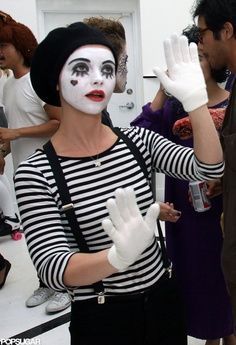 Kostüme Mime Costume, Halloween Costumes Pictures, Mime Makeup, Halloweenský Makeup, Best Celebrity Halloween Costumes, Halloween Costumes 2016, Celebrity Costumes, Celebrity Halloween, Diy Kostüm