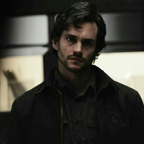 Hannibal Actor, Rabastan Lestrange, Hannibal Lecter Series, Will Graham Hannibal, Hannibal Tv Show, Hannibal Series, 얼굴 드로잉, Hannibal Nbc, Nbc Hannibal