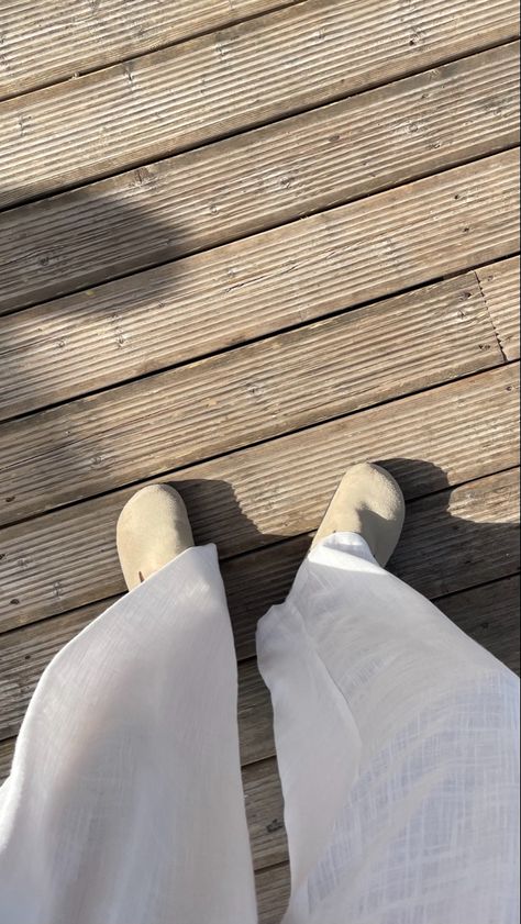 Pier One Birkenstock Suede Taupe Beige Linen Pants Relaxed Fit Beige Birkenstocks, Taupe Birkenstock Outfit, Mens Linen Outfit, Beige Outfit Men, Birkenstock Outfit Men, Boston Birks, Birkenstock Suede, Story Post Ideas, Ig Story Post