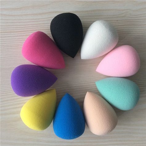 Penyimpanan Makeup, Boho Makeup, Maquillage On Fleek, Makeup Blender Sponge, Alat Makeup, Beauty Blenders, Makeup Sponges, Makeup Accesories, Makeup Blender