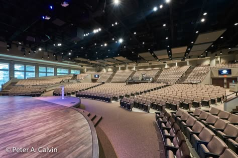 Fancy School Building, Luxurious School Building, School Auditorium Aesthetic, Luxury School, University Auditorium, Huge School Campus, School Auditorium, Private School Auditorium, Church Design Architecture