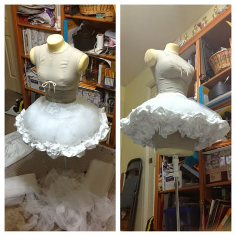 Part 1: Madoka Petticoat | DANISAURZ Madoka Cosplay, White Petticoat, Sewing Templates, Cute Sewing Projects, Diy Clothes Design, Cosplay Tutorial, Cosplay Diy, Cosplay Tips, Sewing Design