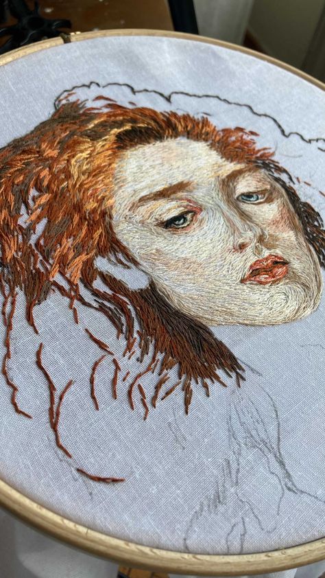 Hand Embroidery Portrait, Bead Embroidery Portrait, Fine Art Embroidery, Stitching Art Embroidery, Embroidering People, Applique Portrait, Portrait Textiles, Realism Embroidery, Embroidery Person