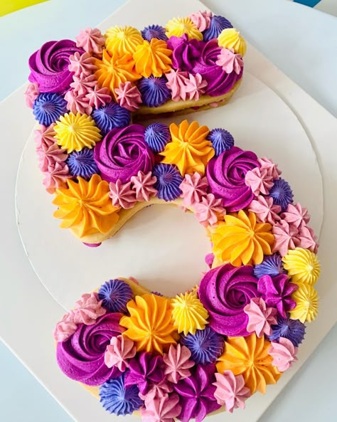 Single Digit “Number” Shortbread Cookie Cakes | Primas Bakery + Boutique Cake Designs Numbers, Number 5 Cookies, Cookie Cake Letter, Number Cakes For Girls Birthday, Encanto Number Cake, Number One Cupcake Cake, 5 Cupcake Cake Number, Numbers Cakes Ideas, Cupcake Letter Cake