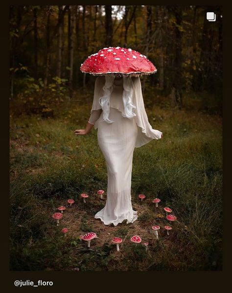 Inky Cap Mushroom Costume, Mushroom Costumes, Mushroom Fae, Photoshoot In The Woods, Costumes For Black Women, Photoshoot Diy, Mushroom Dress, Fantasy Photoshoot, Diy Mushroom