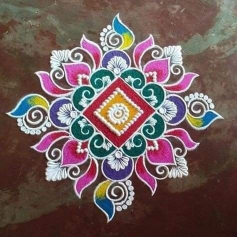 Rangoli With 3 Colours, Galicha Rangoli Designs For Diwali, Colourful Rangoli Designs Diwali, Mugullu Rangoli Designs For New Year, New Latest Rangoli Designs, Sankranti Muggulu Rangoli Designs, Dot Rangoli With Colour, Galicha Rangoli Designs, Rangoli Kolam Designs With Colour