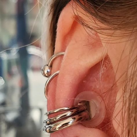 jake on Instagram: "I fuckin' love large guage stuff. Healed 0g conch punch wearing a @kaossoftwear clear silicone tunnel and some shiny titanium hinges. Thank you so much Willow for letting me do this, fruition is a wonderful thing." Stretched Conch, Conch Punch, Piercing Inspo, Ear Tunnels, Conch Piercing, Body Modifications, Body Mods, Wonderful Things, Conch