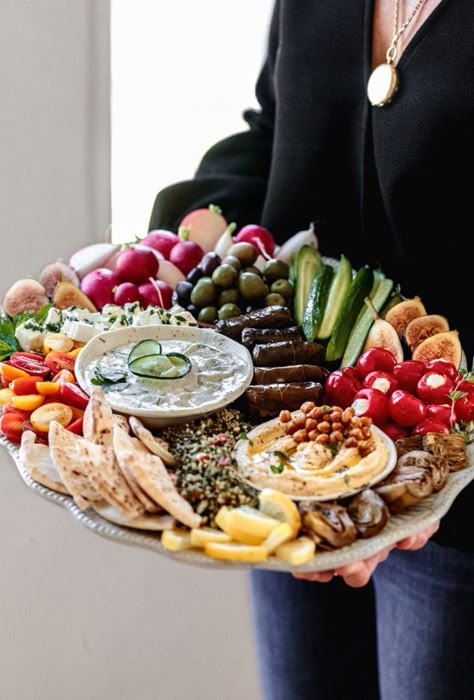 Mediterranean Mezze Board, Greek Themed Charcuterie Board, Mediterranean Grazing Board, Mediterranean Buffet Wedding, Mediterranean Buffet Ideas, Mediterranean Grazing Table, Mediterranean Board Ideas, Mediterranean Charcuterie Board Ideas, Mediterranean Appetizer Platter