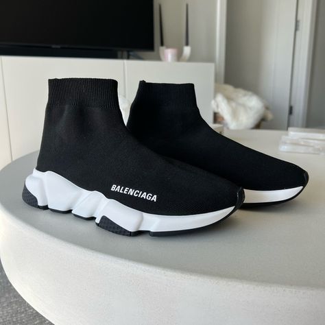 Balenciaga Speed Sock Sneakers Balenciaga Speed Shoes, Balenciaga Shoes Outfit Women, Balenciaga Shoes Outfit, Balenciaga Sock Shoes, Manicure Tool Sets, Bata Shoes, Sock Sneakers, Balenciaga Speed, Balenciaga Shoes