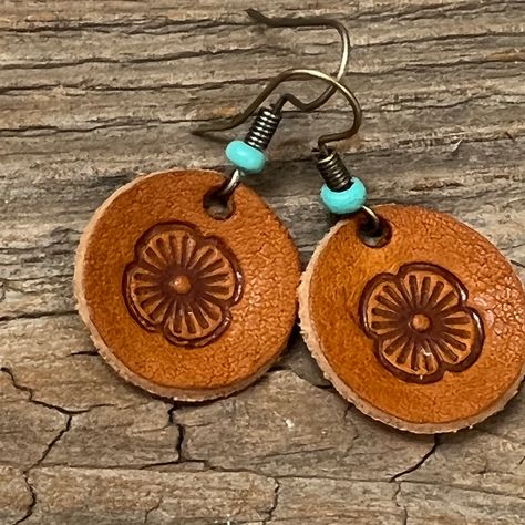 New Year , New You , Feeling Free Spirited, Deep Sundance Leather Is Hand Tooled, With Simulated Turquoise Bead . Lightweight Earrings. Great Gifts For Birthdays, Or An Occasion. These Are Handmade Here In The Foothills Of Nc , Made In The Usa . Follow Us On Instagram Riversistersleather Music Festival Birthday, Handmade Leather Jewelry, Favorite Friend, Earrings Hippie, Red And Turquoise, Family Music, Boho Mandala, Dangle Earrings Boho, Festival Birthday