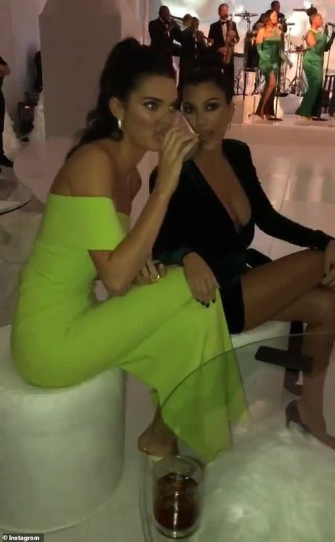 Kendall Jenner tumbles down ski slope in a striking neon green dress at Kardashian bash | Daily Mail Online Kendall Jenner Green Dress, Neon Green Dress Outfit, Neon Dress Outfit Party, Neon Green Dress, Kardashian Christmas, Neon Green Dresses, Green Dress Outfit, Neon Prom Dresses, Neon Dresses