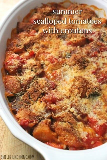 Recipes Using Croutons, Breaded Tomatoes Recipe, Tomato Bread Recipe, Scalloped Tomatoes, Quick Summer Meals, Veggie Board, Croutons Recipe, Tomato Dishes, Tomato Recipe