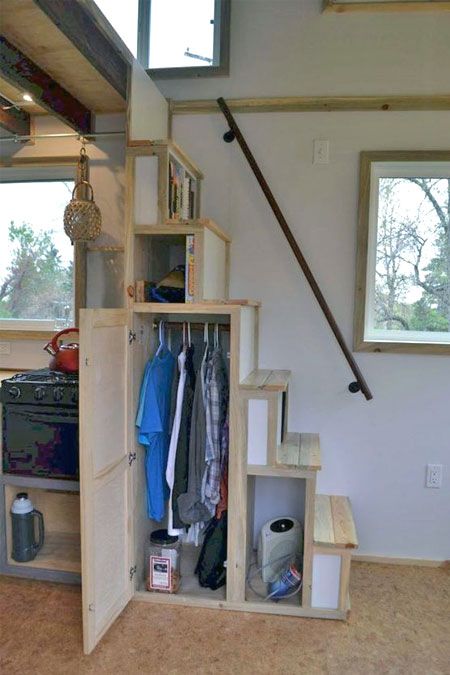 Tiny House Stairs: How To Build Them And Clever Design Ideas With Photos | The Tiny Life Loft Stairs Ideas, Scale Loft, Design Casa Piccola, Tiny House Stairs, Diy Staircase, Tiny House Storage, Loft Stairs, Tiny House Loft, House Loft