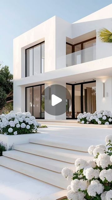 MII Global on Instagram: "For the minimalism Lovers🤍 . . . . . #architecture #design #interiordesign #interior #style #minimalism #lifestyle #dubai #uae #realestate #villa #home #trending #trendingreels" Holiday Homes Architecture, Mansion Designs Architecture, Villa Design Architecture Plan, Villa Home, Villas Design, White Villa, Model Home, Casa Minimal, Vila Modern