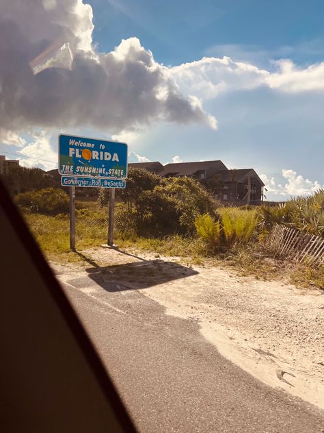 welcome to florida, the sunshine state sign Welcome To Florida Sign, Welcome To Florida, Florida Vibes, Gold Treasure, Miss Florida, Journal Photos, Seaside Florida, Florida Sunshine, Lions Gate