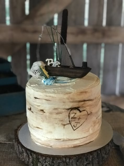 Wedding cake, fishing cake Grooms Cake Ideas Fishing, Fishing Themed Grooms Cake, Bass Fishing Grooms Cake, Mens Fishing Cake, Grooms Cake Fishing Theme, Fish Grooms Cake, Grooms Cake Hunting And Fishing, Fishing Grooms Cake, Fishing Wedding Cake