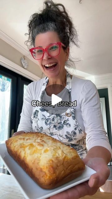 Iléna Tovia on Instagram: "Easy bread recipe. 3 ingredients.  #bread #cheese #recipe #baking #3ingredientsrecipes" 3 Ingredient Cheesy Bread, 3 Ingredient Cheese Bread, Easy Cheesy Bread Recipes, Daily Arm Workout, Snack Breads, Everything Bread Recipe, Easy Cheese Bread, 3 Ingredient Bread, Homemade Cheese Bread