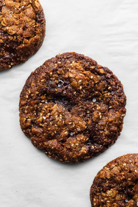 Miso Toffee Oat Sticky Toffee Pudding Cookies, Miso Caramel Cookies, Cookie Recipes With Pecans, Miso Dessert, Oatmeal Sugar Cookies, Cookie Food Photography, Vegan Coconut Cookies, Oatmeal Pecan Cookies, Miso Cookies