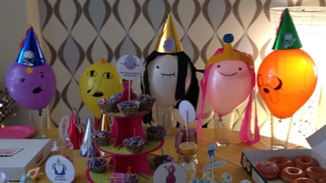 Adventure Time Balloons, Cartoon Birthday Party Themes, Adventure Time Birthday Decorations, Adventure Time Baby Shower Ideas, Adventure Time Birthday Party Ideas, Adventure Time Theme Party, Adventure Time Party Ideas, Adventure Time Birthday Party, Adventure Time Party