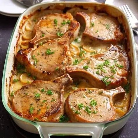 Every time I make this dish, guests ask for the recipe – Recipecs Scalloped Potatoes And Pork Chops, Baked Ham Glaze Recipe, Pork Chops With Scalloped Potatoes, Baked Ham Glaze, Pork And Potatoes, Pork Chop Casserole Recipes, Creamy Potato Bake, Beef Chops, Pork Chop Casserole