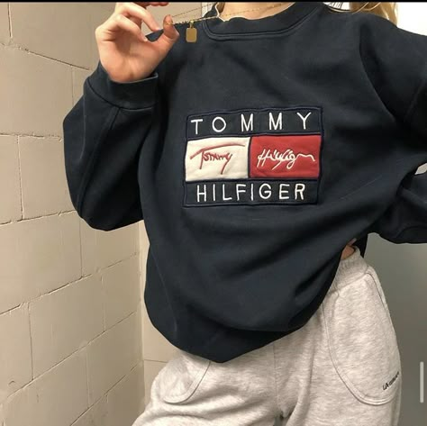 Tommy Hilfiger Outfits Aesthetic, Tommy Hilfiger Hoodie Outfit, Tommy Hilfiger Sweatshirt Outfit, Tommy Sweater Outfit, Vintage Tommy Hilfiger Outfit, Tommy Hilfiger Outfits Women Winter, Tommy Hilfiger Outfits Women, Tommy Hilfiger Aesthetic, Tommy Hilfiger Outfits