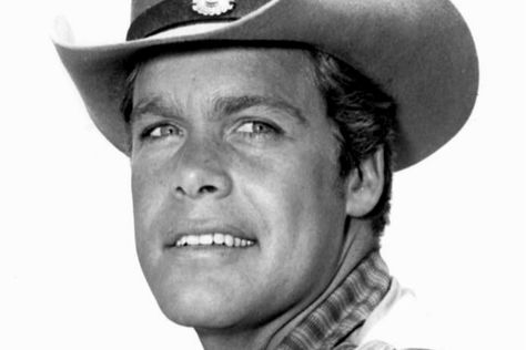 Old Western Movies, Western Hero, Doug Mcclure, James Drury, The Lone Ranger, Tv Westerns, The Virginian, Western Movie, Cowboys And Indians