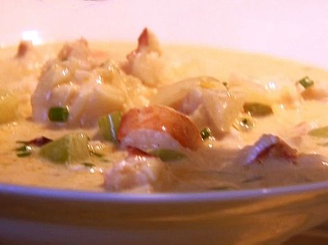 Lobster Corn Chowder recipe from Ina Garten via Food Network Lobster Corn Chowder Recipe, Lobster Corn Chowder, Barefoot Contessa Recipes, Corn Chowder Recipe, Seafood Chowder, Ina Garten Recipes, How To Cook Lobster, Chowder Recipe, Lobster Bisque