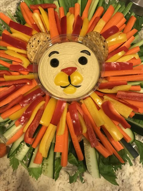 Fruit Lion Face, King Lion Party Ideas, Safari Birthday Diy Decorations, Elephant Charcuterie Board, Lion Dip Platter, Lion Mane Veggie Tray, Wild One Birthday Party Appetizers, Safari Veggie Platter, Lions Mane Veggie Tray