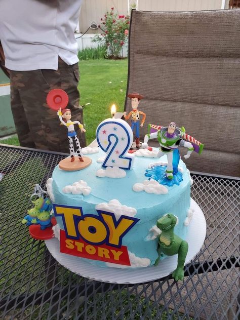 Jesse Cake Toy Story, Toy Story Birthday Cake 1 Tier, Toy Story Smash Cake Ideas, Tou Story Birthday Cake Ideas, Toys Story 3 Birthday, Single Tier Toy Story Cake, Toys Story Birthday Cake, Toy Story Two Infinity And Beyond Cake, You Story Birthday Cake