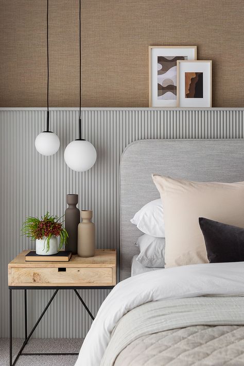 Bedroom Modern Paneling, Wood Panel Headboard Bedroom, Neutral Bedroom Feature Wall, Wall Paneling Ideas Bedroom Headboards, Modern Panelling Bedroom, Wooden Panel Behind Bed, Bed Headboard Panelling, Textured Wall Behind Bed, Modern Bedroom Panelling