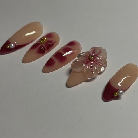 First time doing a set with blooming gel ! ❤️ - - - - #gelx #ɢᴇʟx #gelxnails #gelpolish #gelxtension #flowernails #flower #blooming #bloominggel #nailart #nailtech #rednails❤️ #red #explorepage #extranails Lilies Nails, Nail Inspo Blooming Gel, Bloom Gel Nails, Blooming Gel Flower, Lily Nail Art, Nail Inspo Flower, Blooming Gel Nails, Blooming Nails, Lily Nails