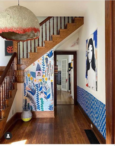 Boho Entryway Door, Hand Painted Staircase Mural, Half Wall Stencil Ideas, Indie Wall Mural, Creative Diy Furniture, Decor For Older Homes, Art On Top Of Wallpaper, Diy Spanish Style Home, Hand Painted Wall Murals Diy Simple