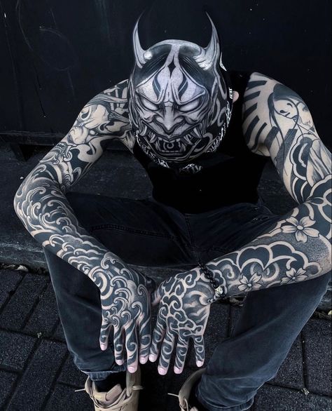 Cholo Tattoo, Japanese Demon Tattoo, Man Tattoos, Japanese Mask Tattoo, Oni Tattoo, Hannya Mask Tattoo, Blackout Tattoo, Demon Tattoo, Scary Tattoos