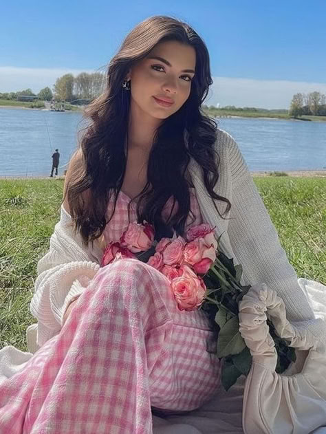 easter outfit: pink plaid dress and white cardigan Picnic Photo Shoot, Pic Ideas, Photo Inspo, Photo Poses, Photography Poses, Photo Shoot, Photo Ideas, A Woman, Vision Board