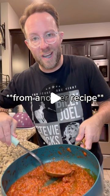 72K views · 4.4K likes | Matthew Bounds on Instagram: "I used #leftover #spaghettisauce to make this easy #onedishdinner with #garlicknots and #pregoalfredosauce #easyrecipeideas #quickdinners #leftovers" What To Do With Leftover Spaghetti Sauce, Leftover Meat Sauce Ideas, Leftover Spaghetti Sauce Ideas, Leftover Meat Sauce, Leftover Spaghetti Sauce, Matthew Bounds, Barefoot Neighbor, Sauce Ideas, Leftover Spaghetti